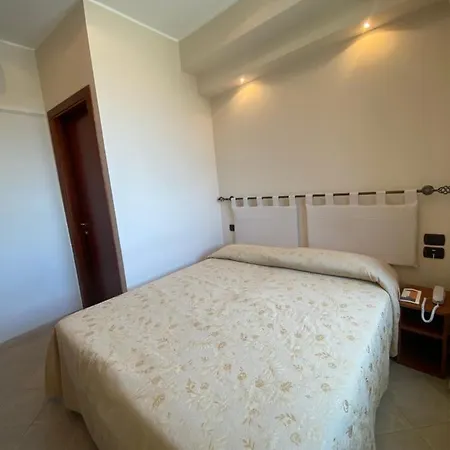 Hotel Residence Due Mari Marcellinara Exterior photo